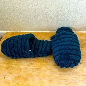 Blue fluffy slippers